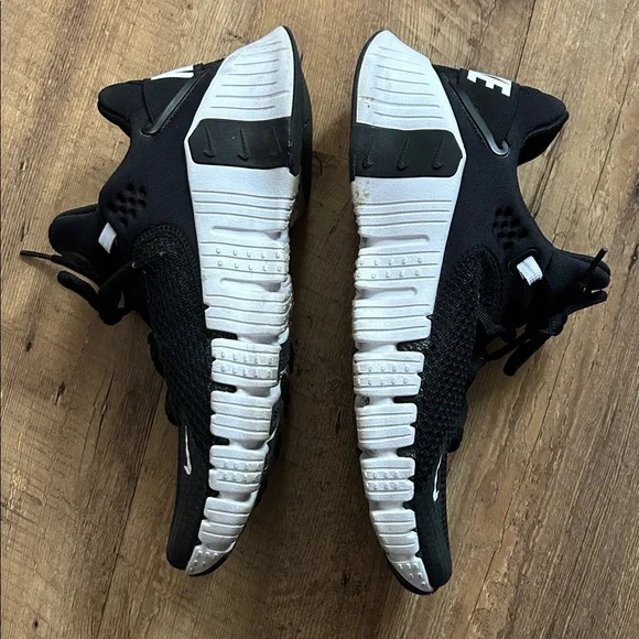 Nike Metcon 4 Black and White Training Shoes women size 9 - Picture 7 of 10